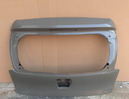 Auto Partes Carroceria Carro  Kia Picanto 2011 - Tapa Del Maletero Rear Trunk Lid / Boot Lit